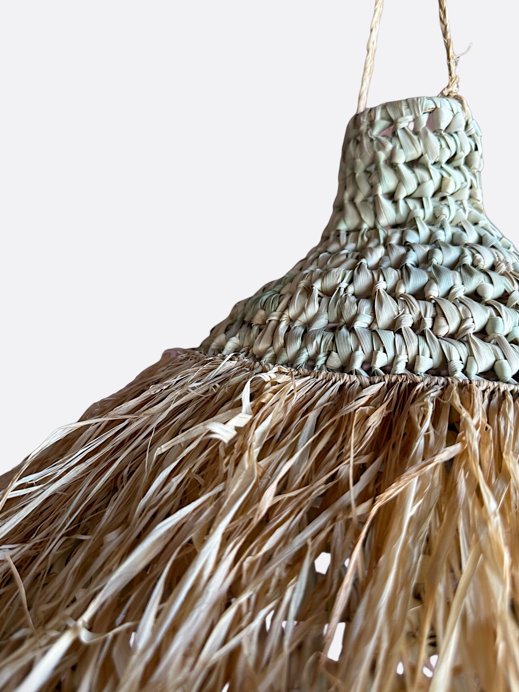 Suspension marocaine en feuille de palmier et raphia - Okana