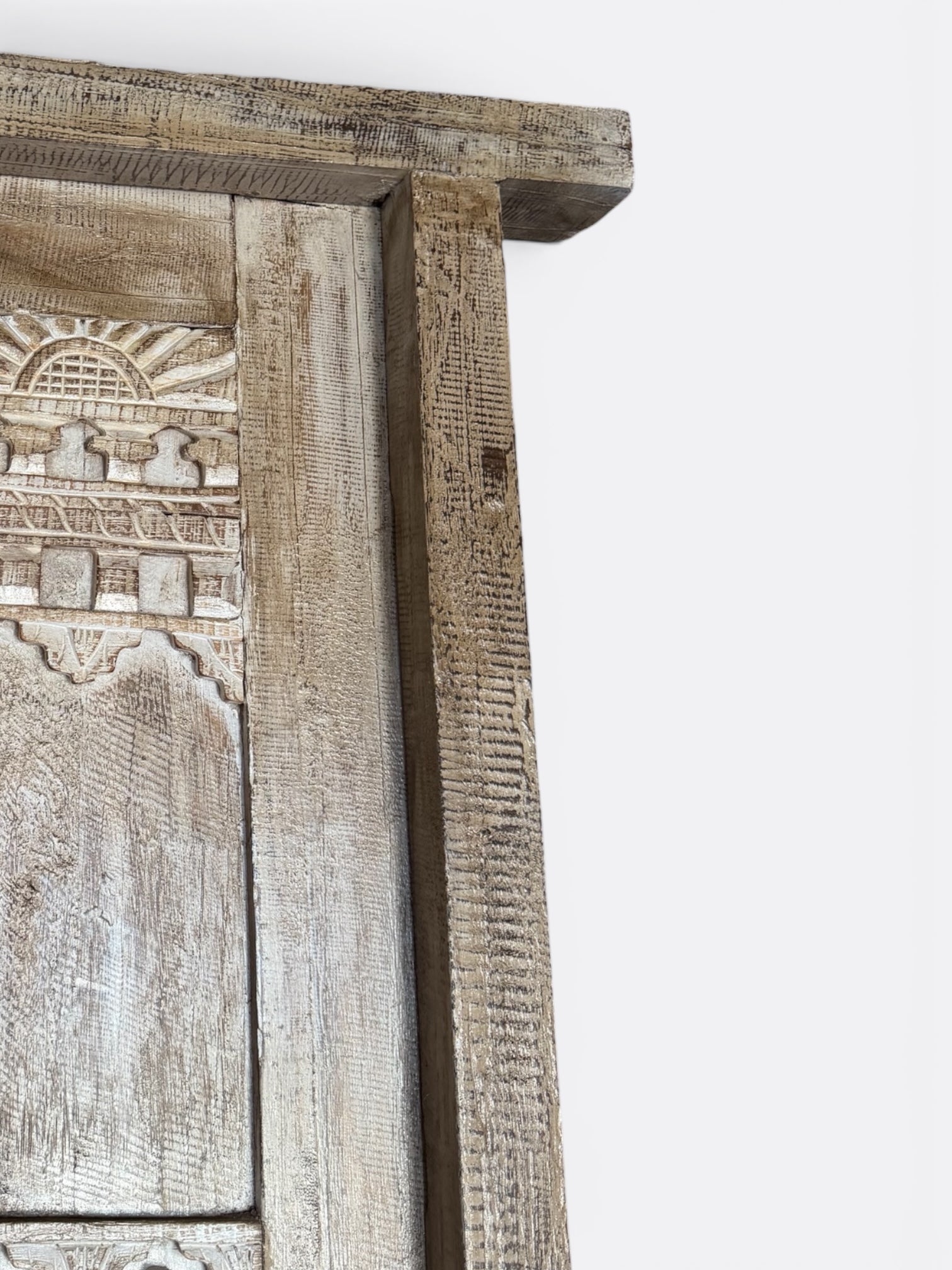 Armoire artisanale en teck blanchi – Zayana