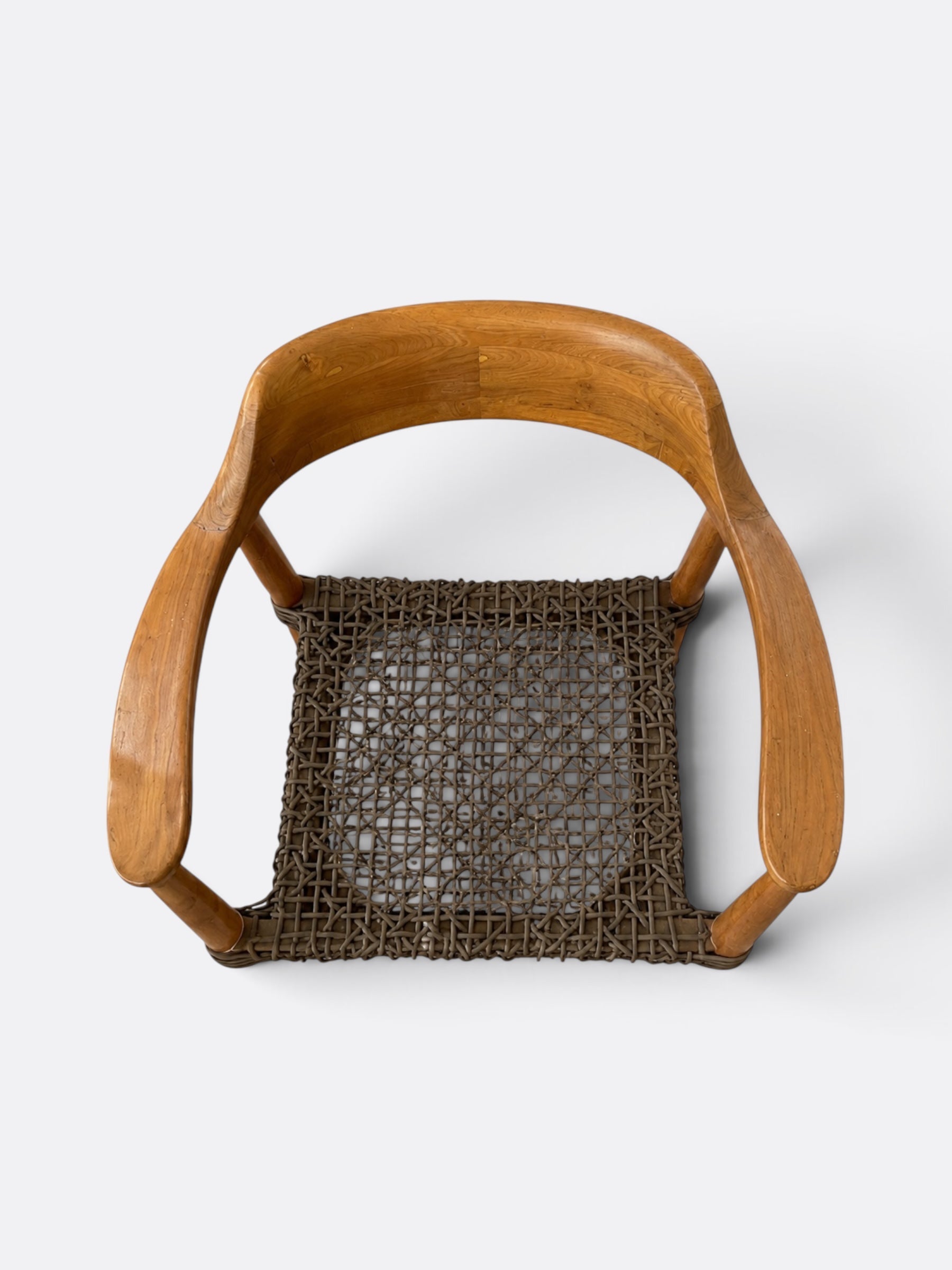 Chaise Aroha en teck - détail de l'assise en macramé