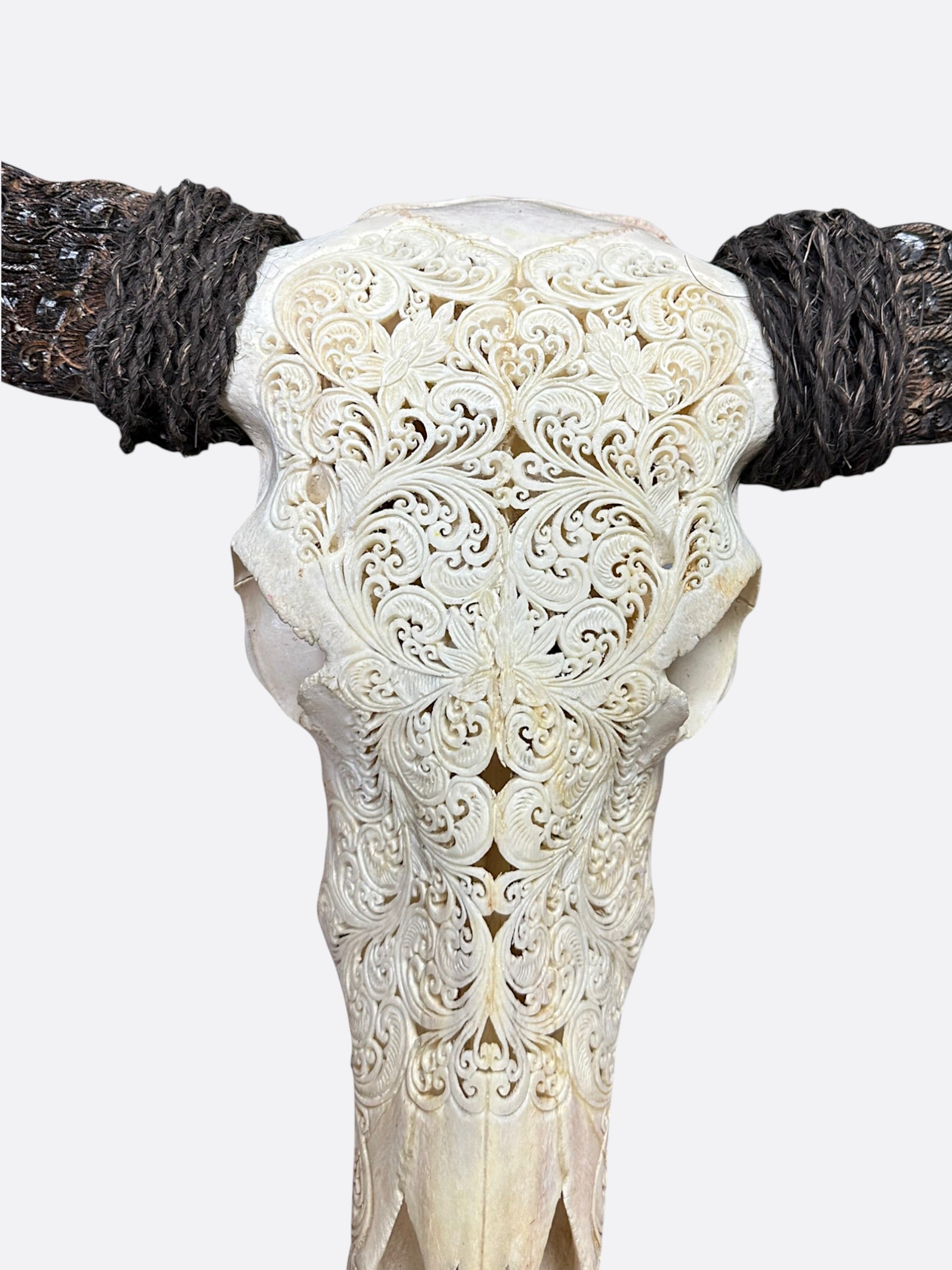 crane de buffle sculpté de bali piece décorative unique