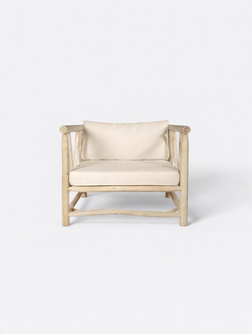 Fauteuil Jernih en teck massif coussins écru artisanal de Bali