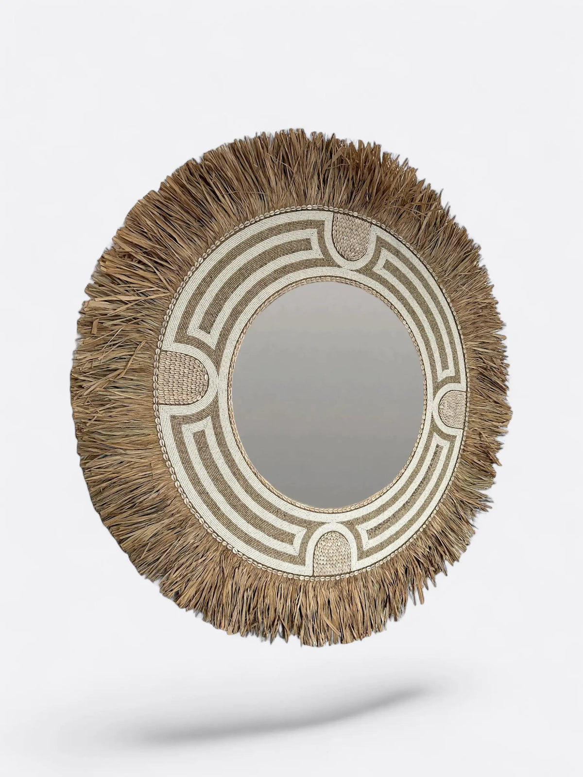 Grand miroir balinais Krem XL en perles et fibres naturelles - Décoration bohème chic Cokoha