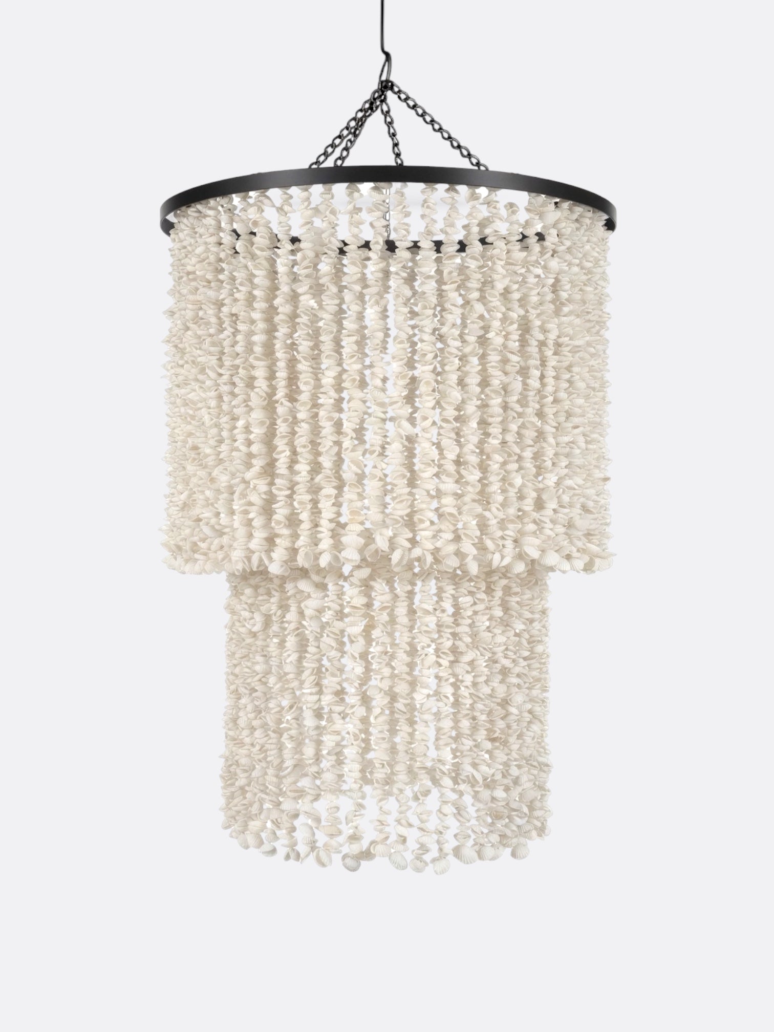 Lustre Naïa en cascade de coquillages blancs