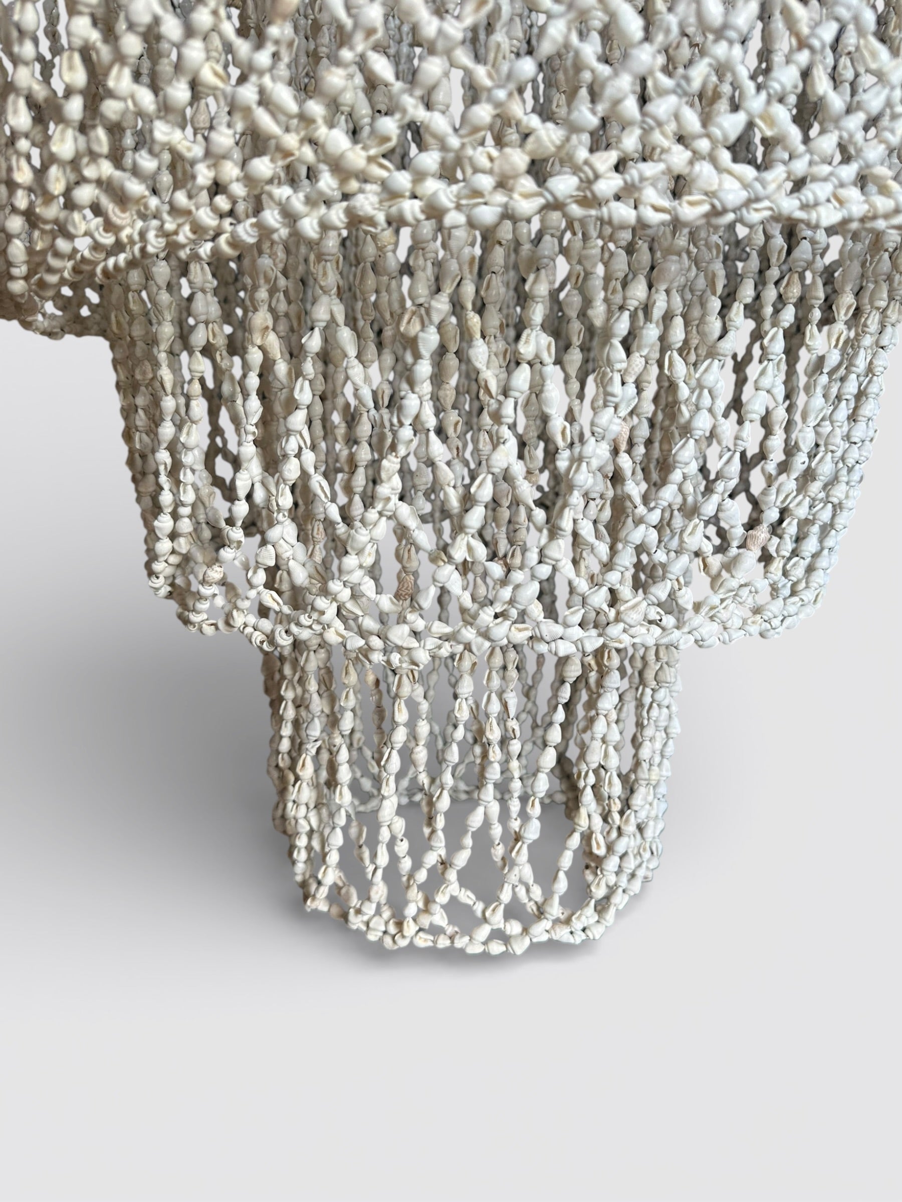 Lustre balinais en coquillages Blancs - Megeng