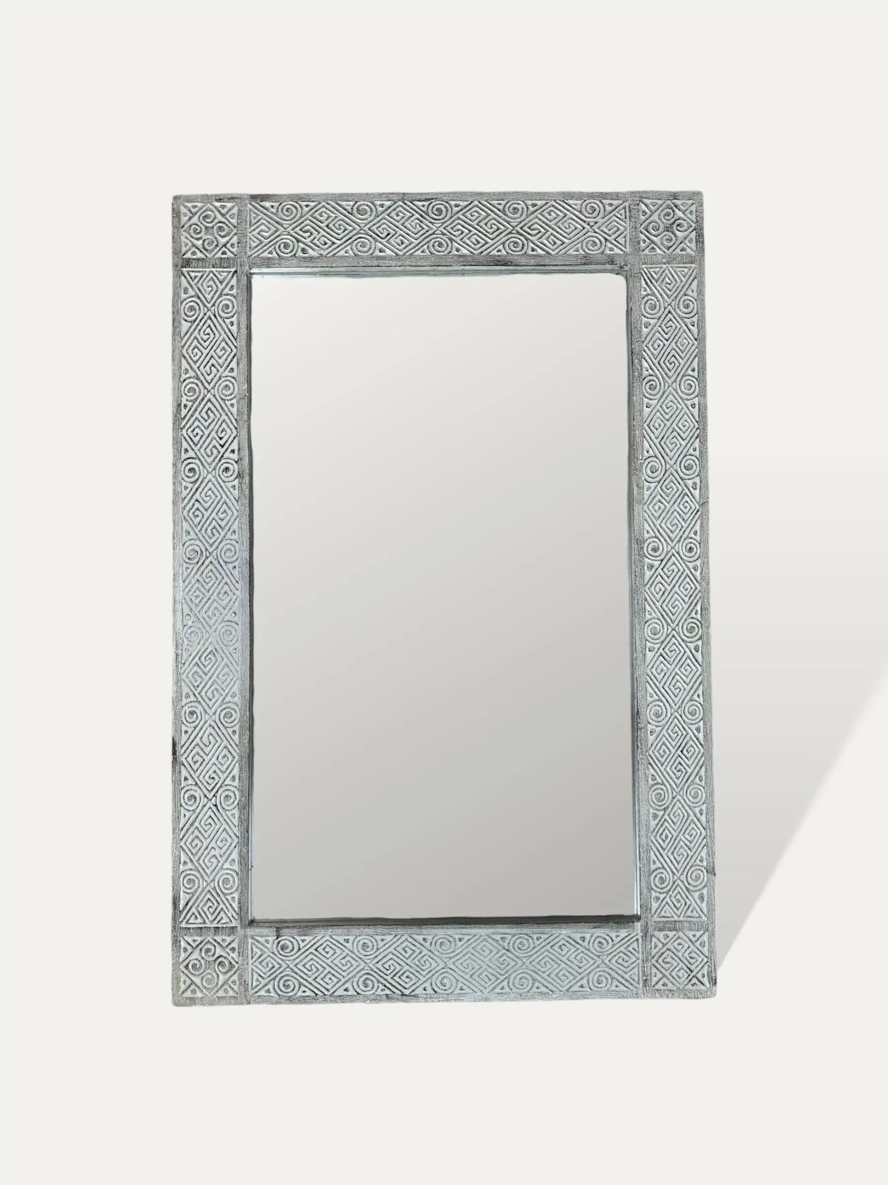 grand miroir rectangulaire gris sculpté a la main de Bali