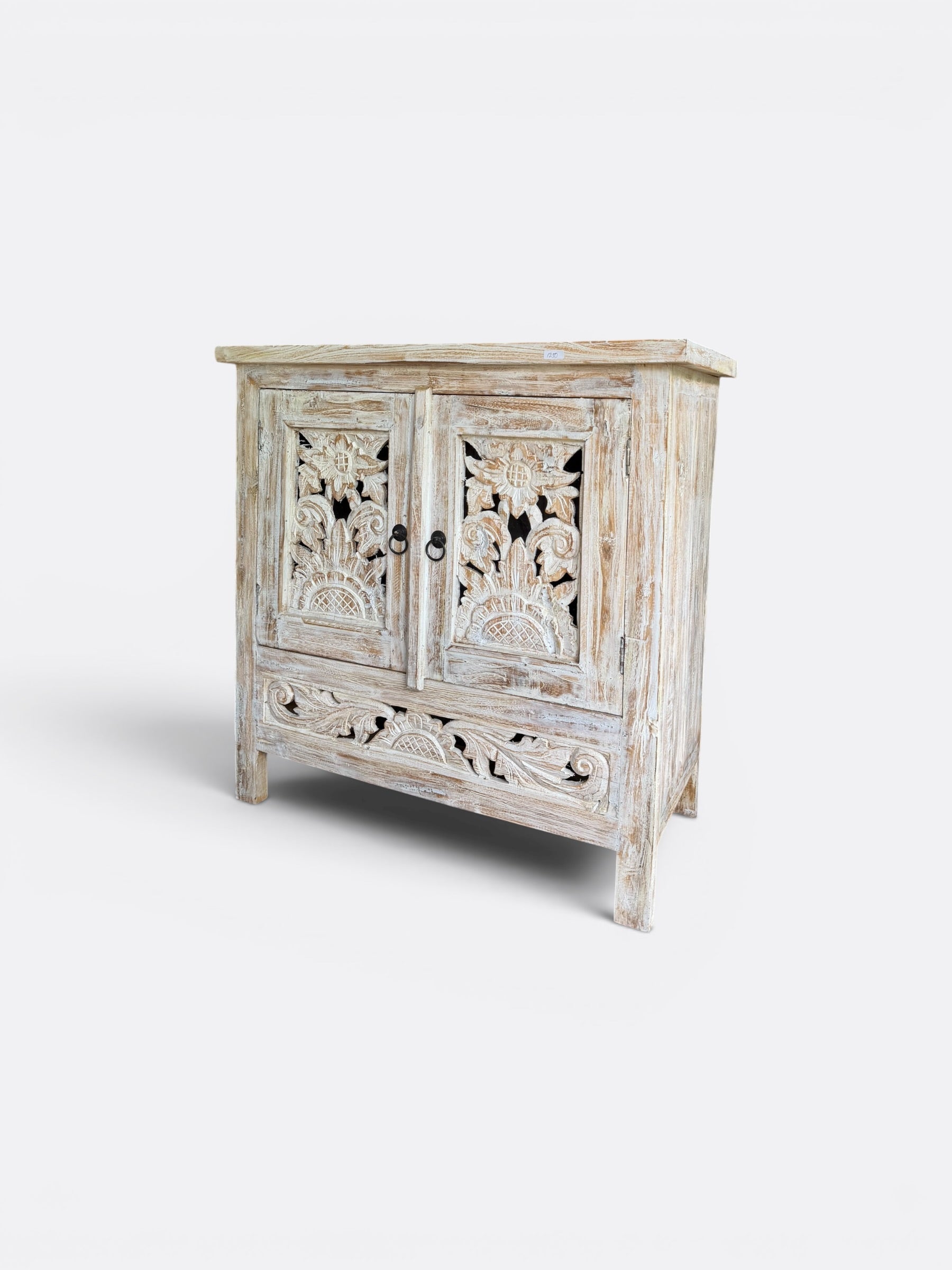 Petit buffet artisanal en teck blanchi – Nohé