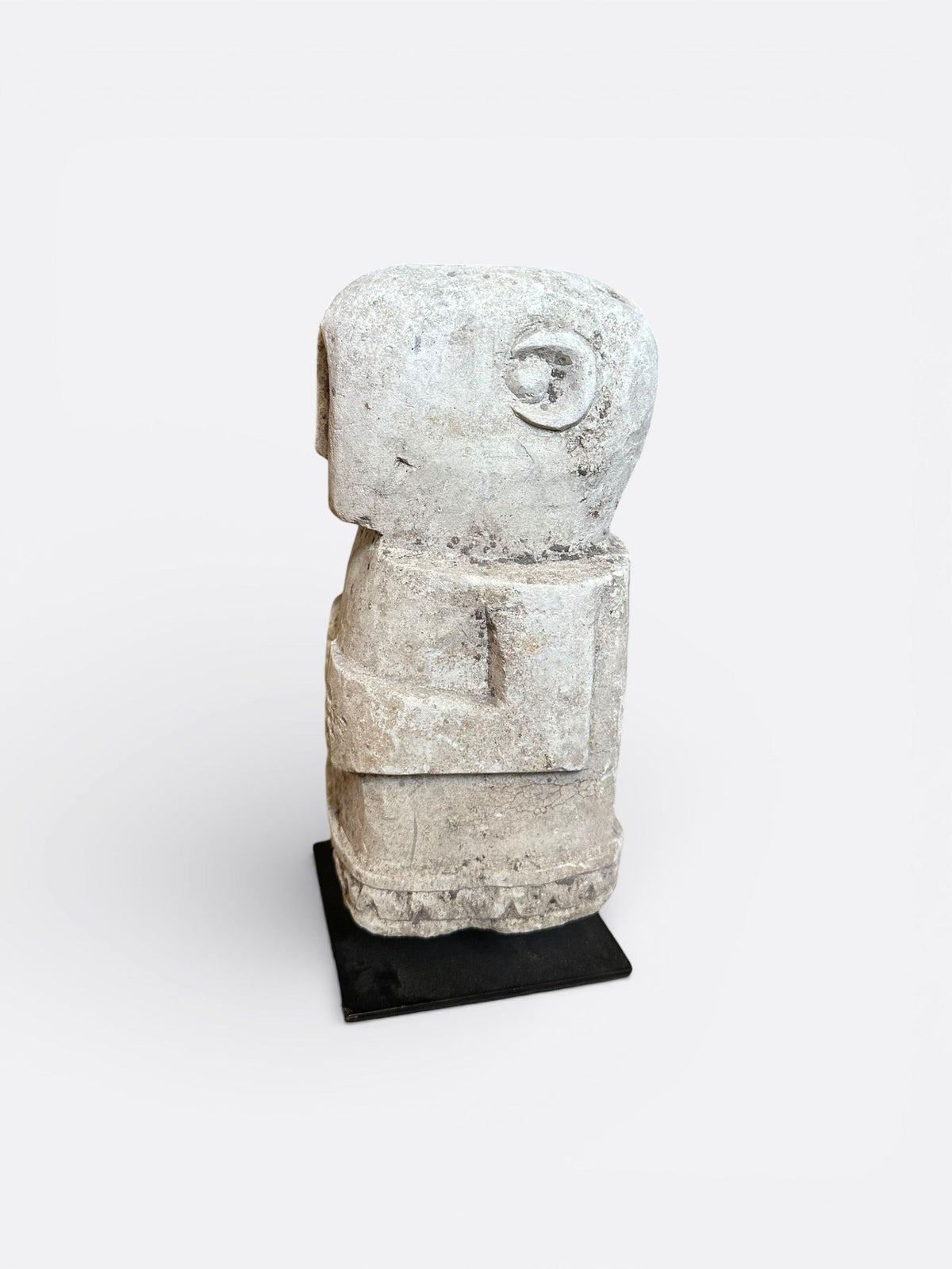 Détail de la texture brute de la pierre de Sumba sur Batu Alit