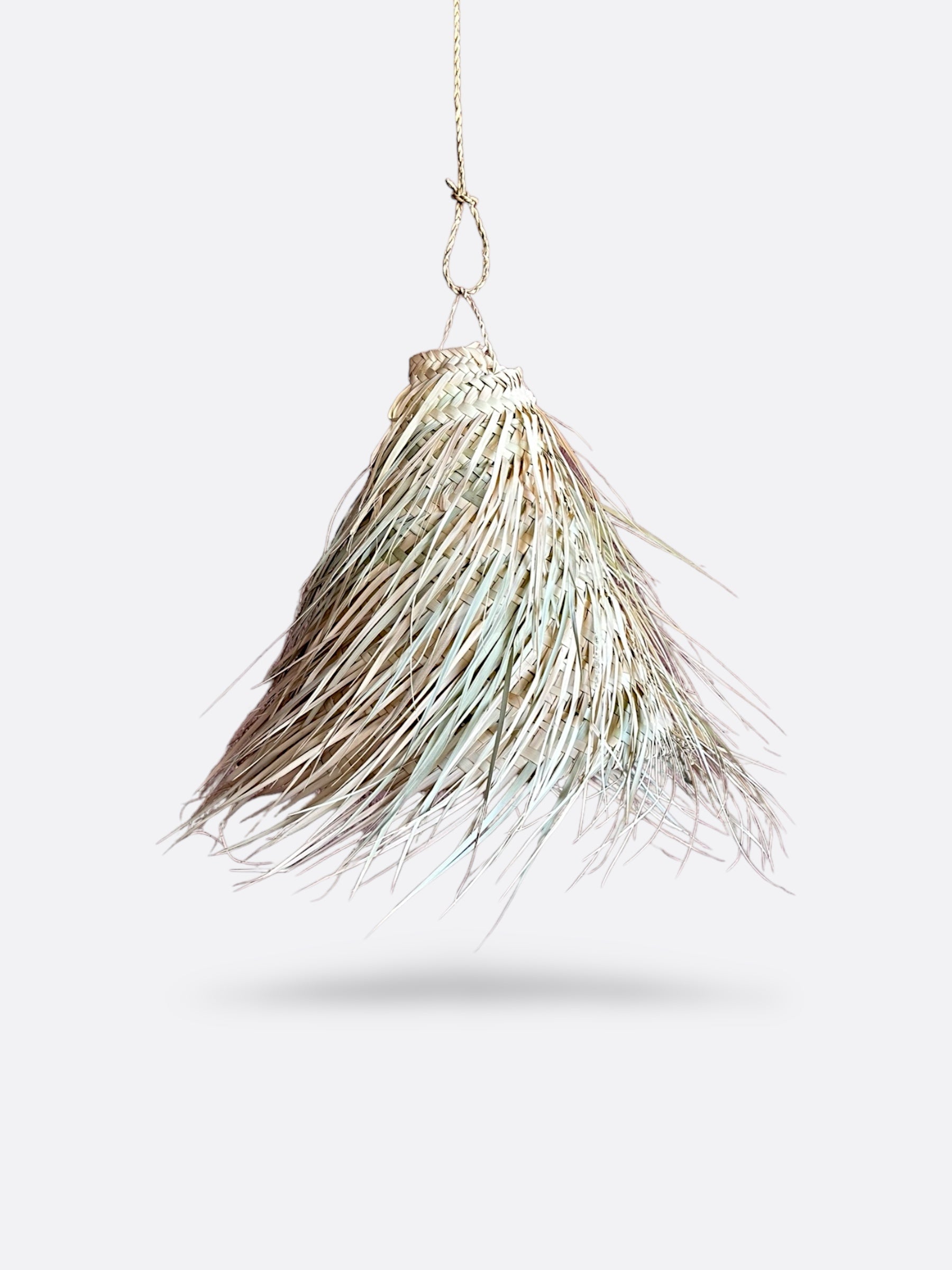 Détail du tressage de palmier de la suspension Abu