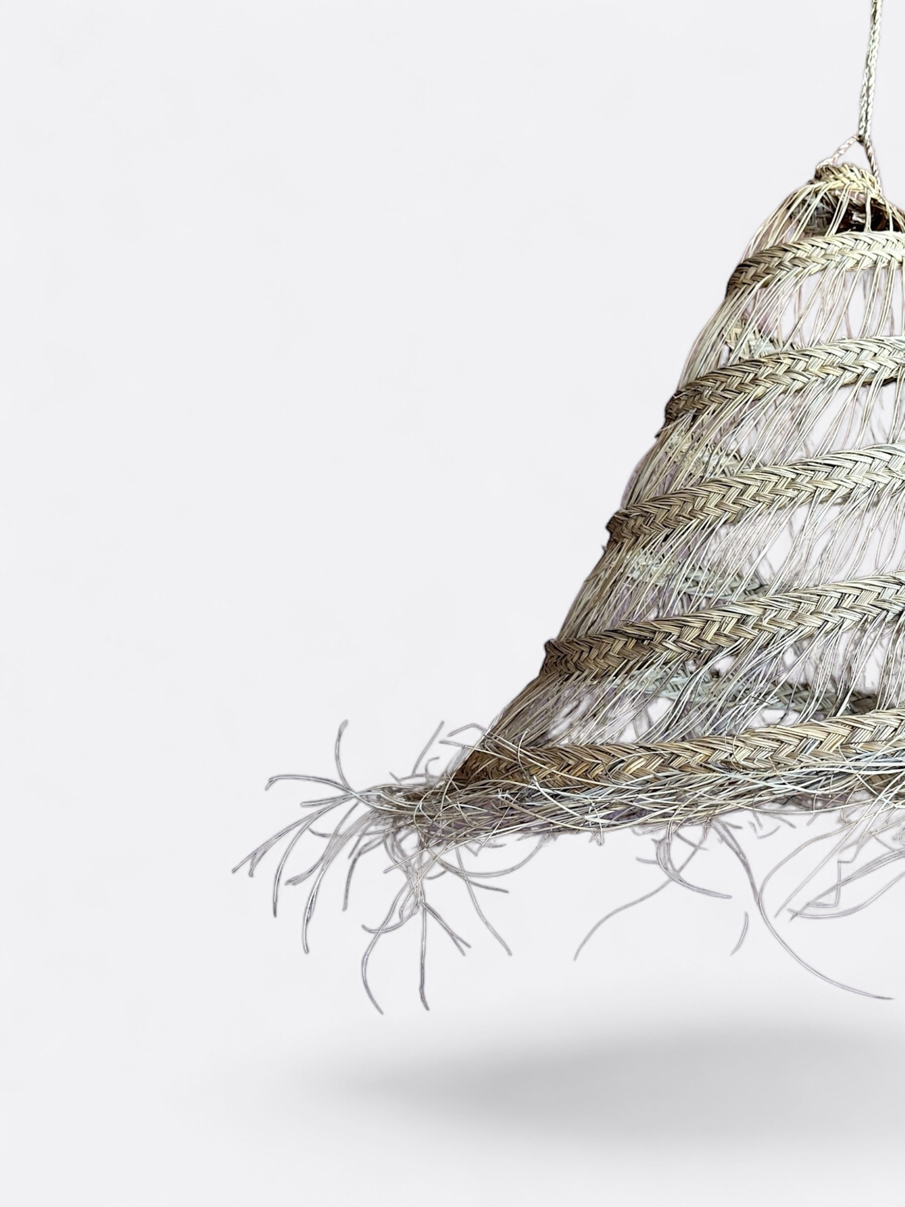 Détail du tressage de fibre de dattier de Mirah