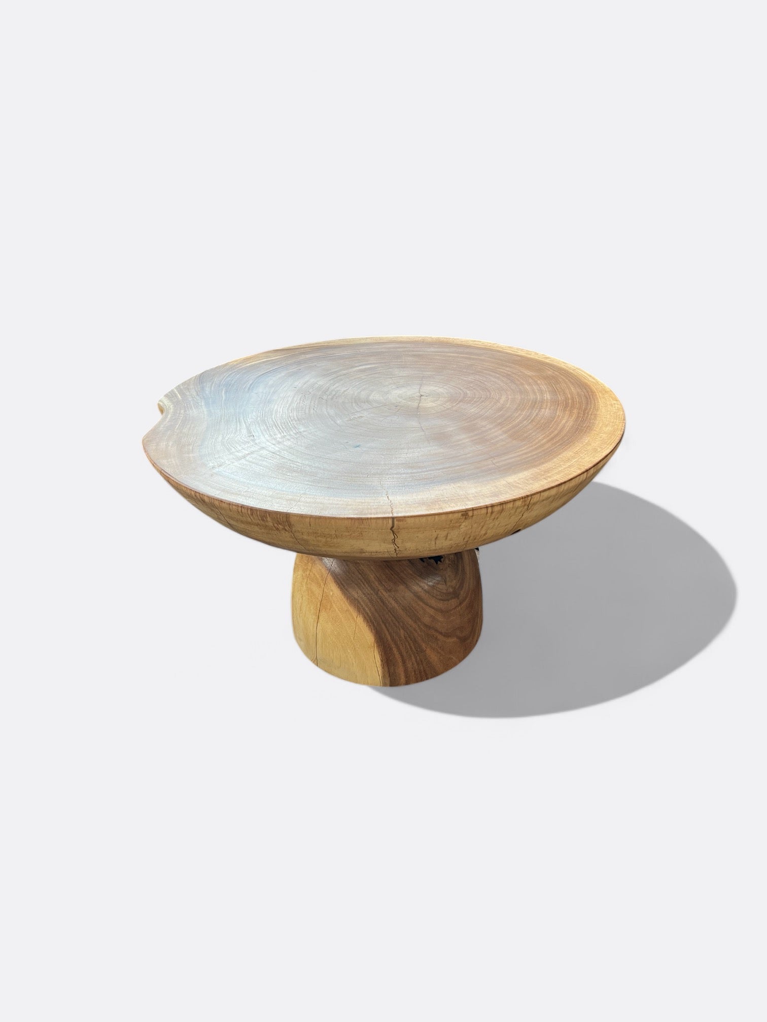 Table basse Anayai en bois de Suar naturel - vue de côté