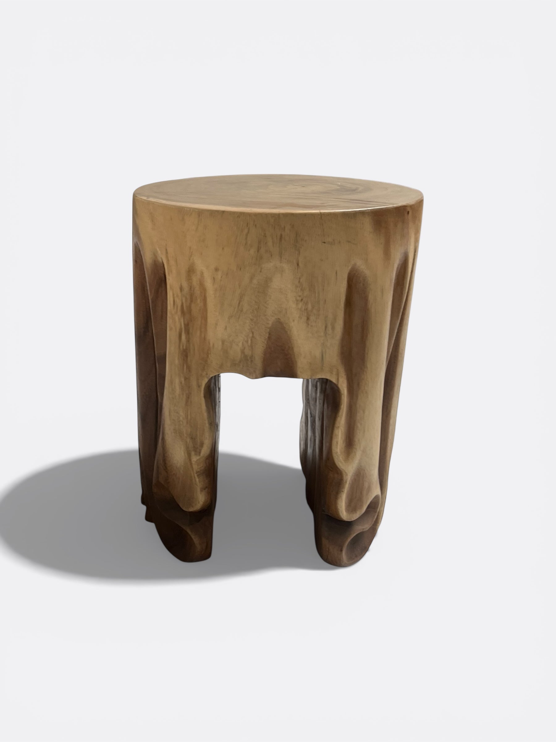 Tabouret Sahna en bois de Suar organique artisanal de Bali